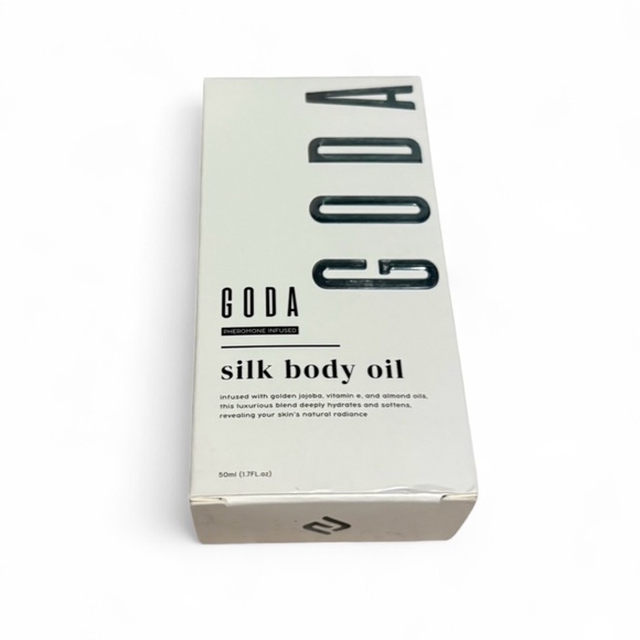 GODA Silk Body Oil - Picture 2 of 4